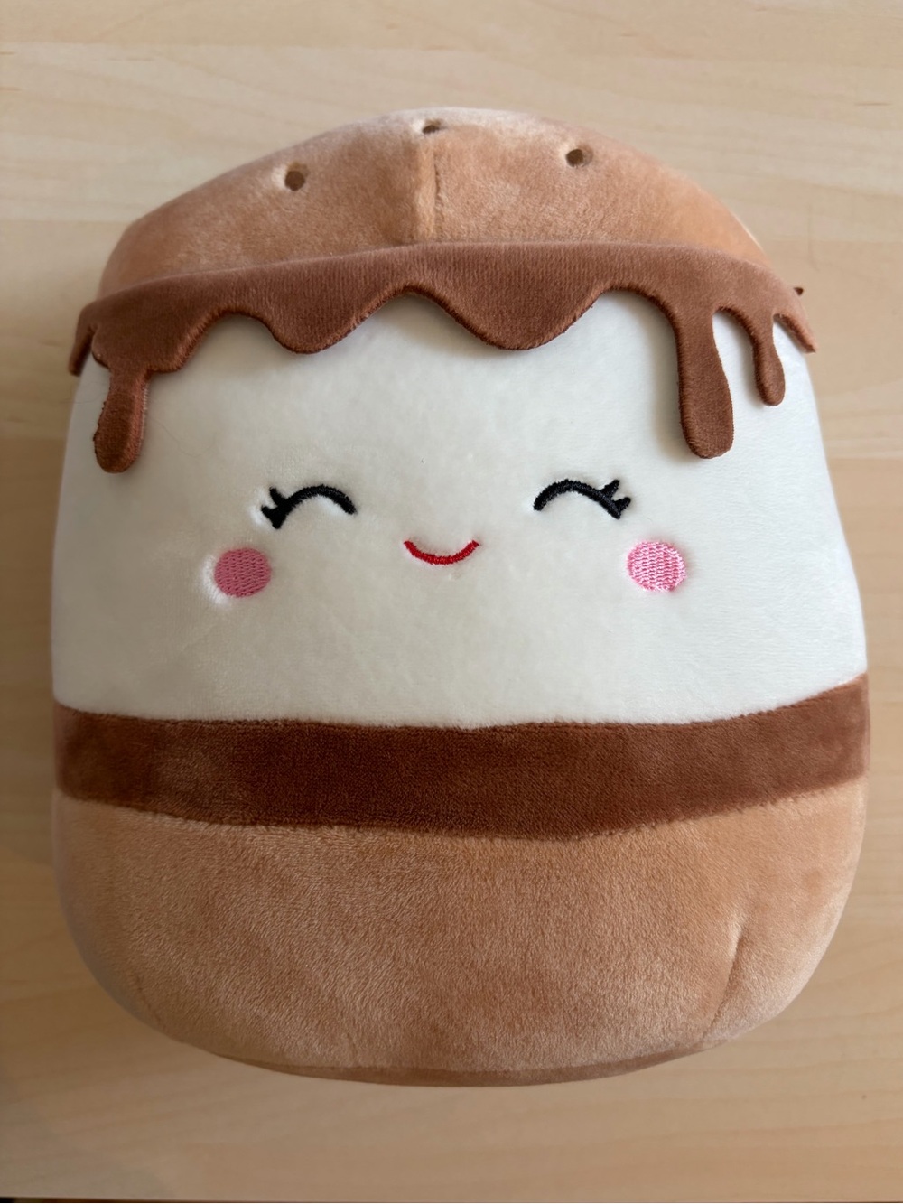 NWOT Squishmallows RARE Carmelita the S’more 8”